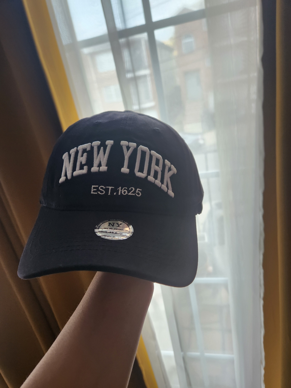 New York Embroidered Baseball Cap - Black